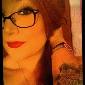 Meet your Posher, Louise